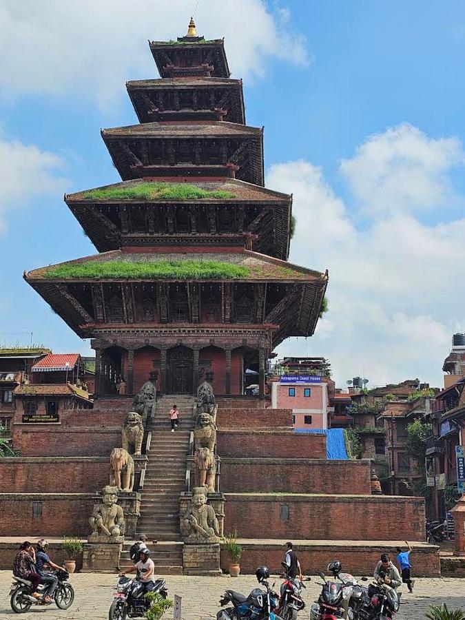 Annapurna Guest House And Rooftop Restaurant Bhaktapur Bagian luar foto