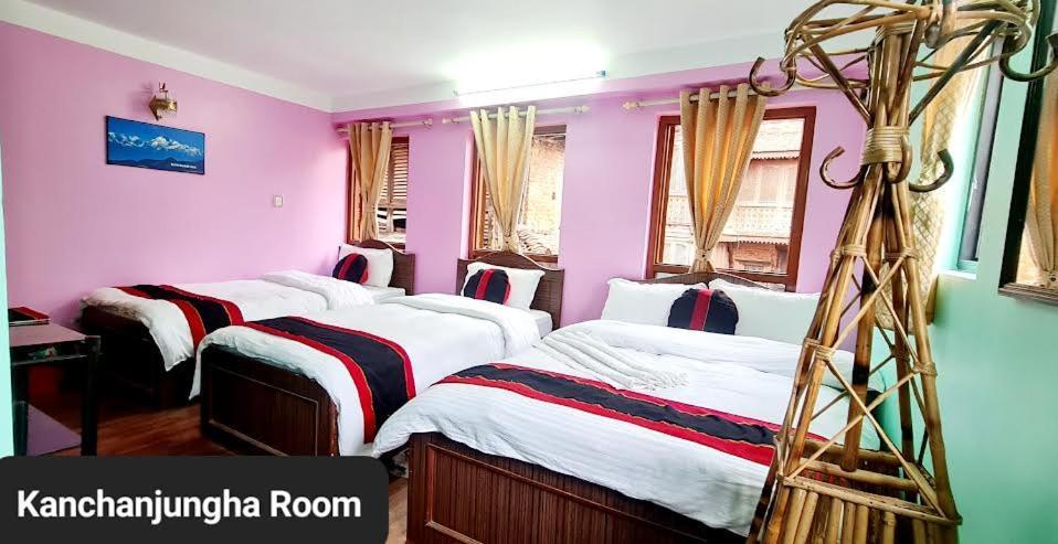 Annapurna Guest House And Rooftop Restaurant Bhaktapur Bagian luar foto