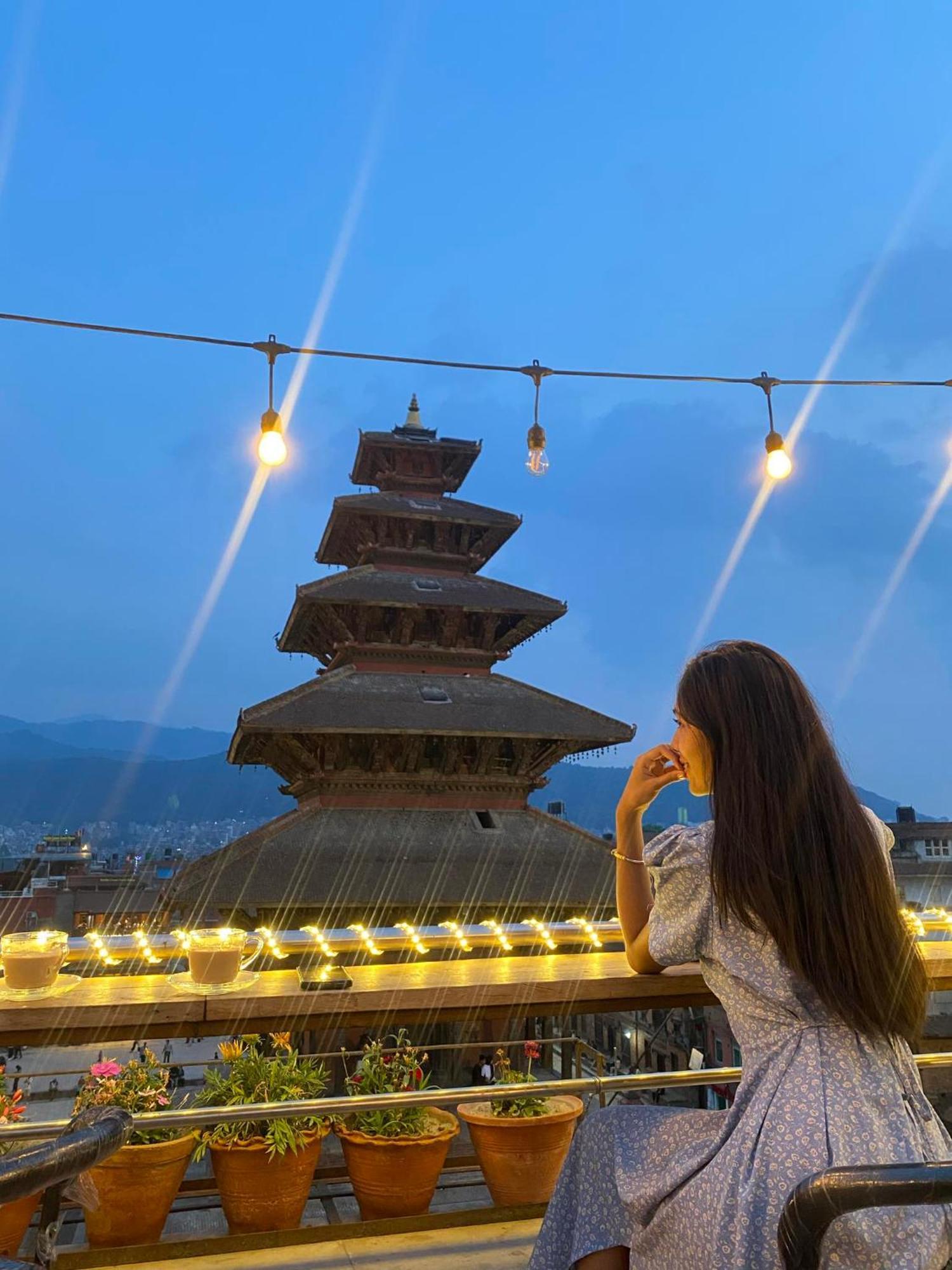 Annapurna Guest House And Rooftop Restaurant Bhaktapur Bagian luar foto